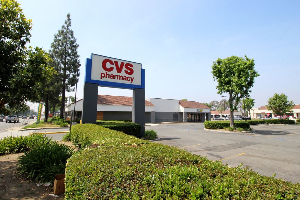 GROVE PLAZA: 2522 S Grove Ave, Ontario, CA 91761